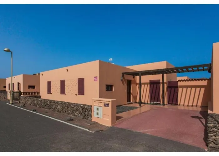 Anahi Homes Corralejo -Villa Dracaena 4